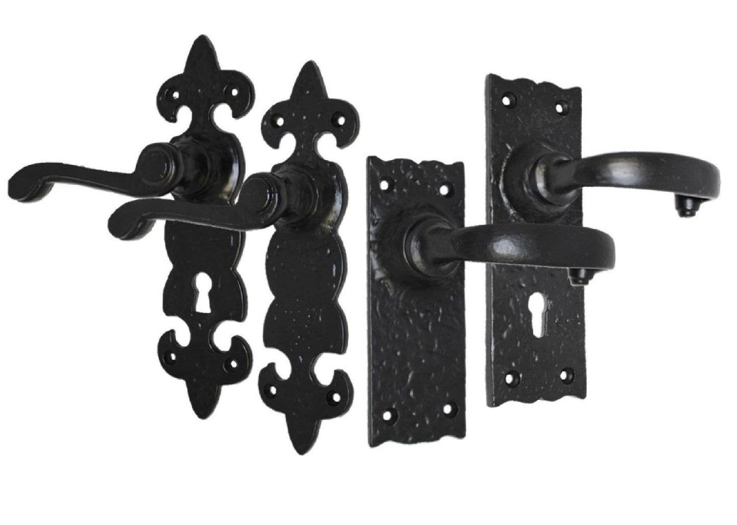 Paire d'assiettes carrées anciennes / Fleur de lys - Noir