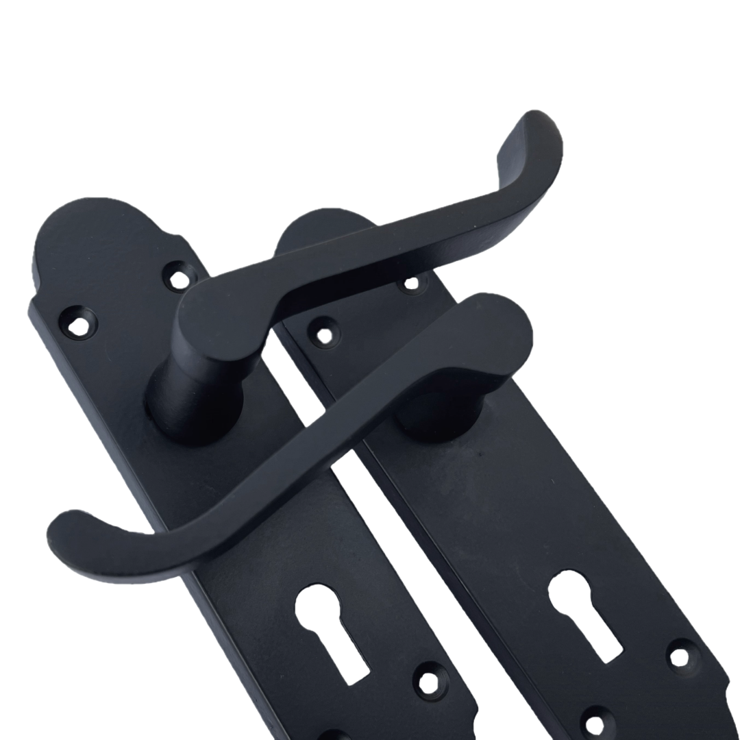 Poignée de porte Epsom à clé et levier de défilement - Pack Chrome noir mat
