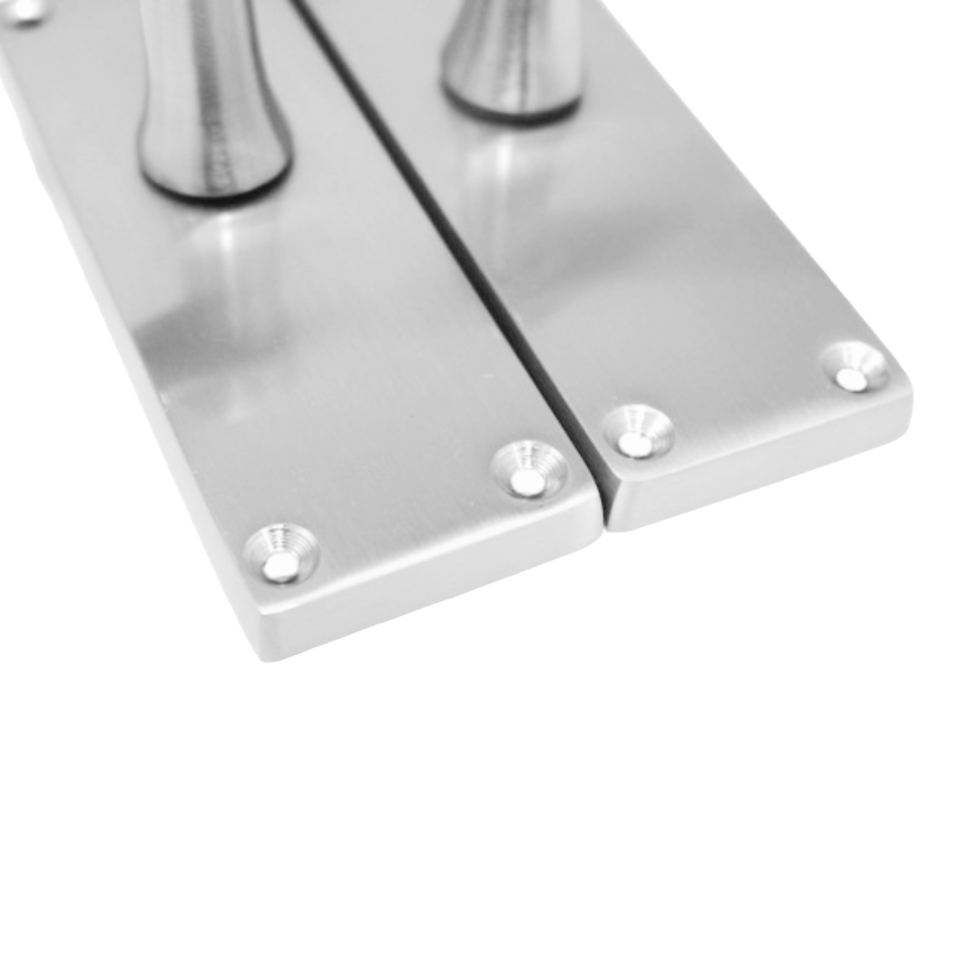 Poignées de porte à levier à défilement et loquet interne - Pack Chrome satiné 118 x 40 mm
