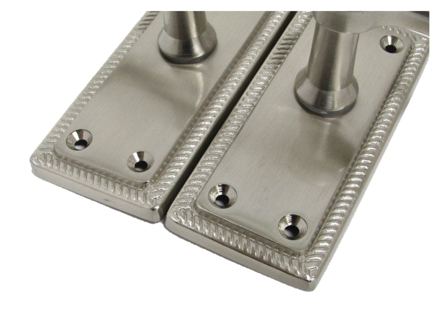 Poignées de porte à levier style géorgien, bord cordé - Satin 110 mm x 50 mm