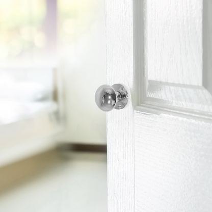 Boutons de porte ronds victoriens à mortaise à ressort - Serrure à clé chromée 56 mm