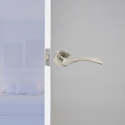 Poignée de porte Astrid à levier tournant sur rosace - Loquet satiné 120 mm