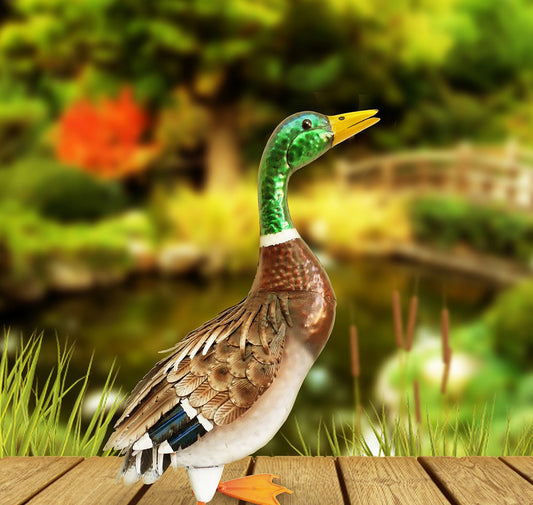 Canard de basse-cour en métal