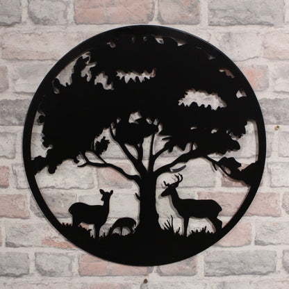 Décoration murale ronde en métal représentant une famille de cerfs – Bronze noir