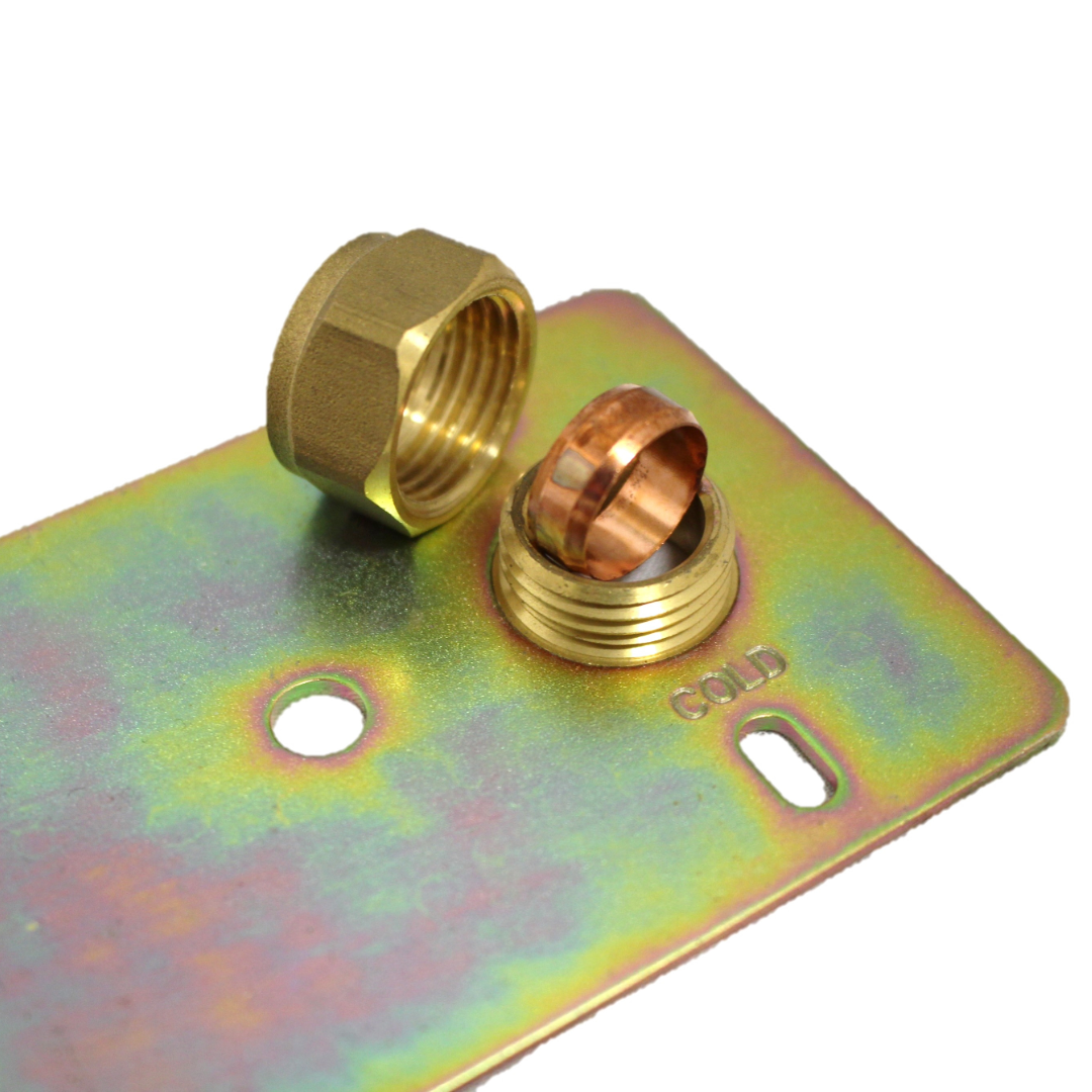 Plaque de fixation de douche dissimulée pour robinet à barre apparente 150 mm 